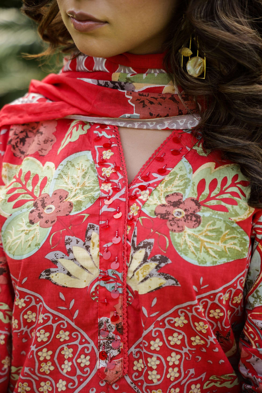 Red Floral Printed Cotton Kurta Set with Dupatta & Pants