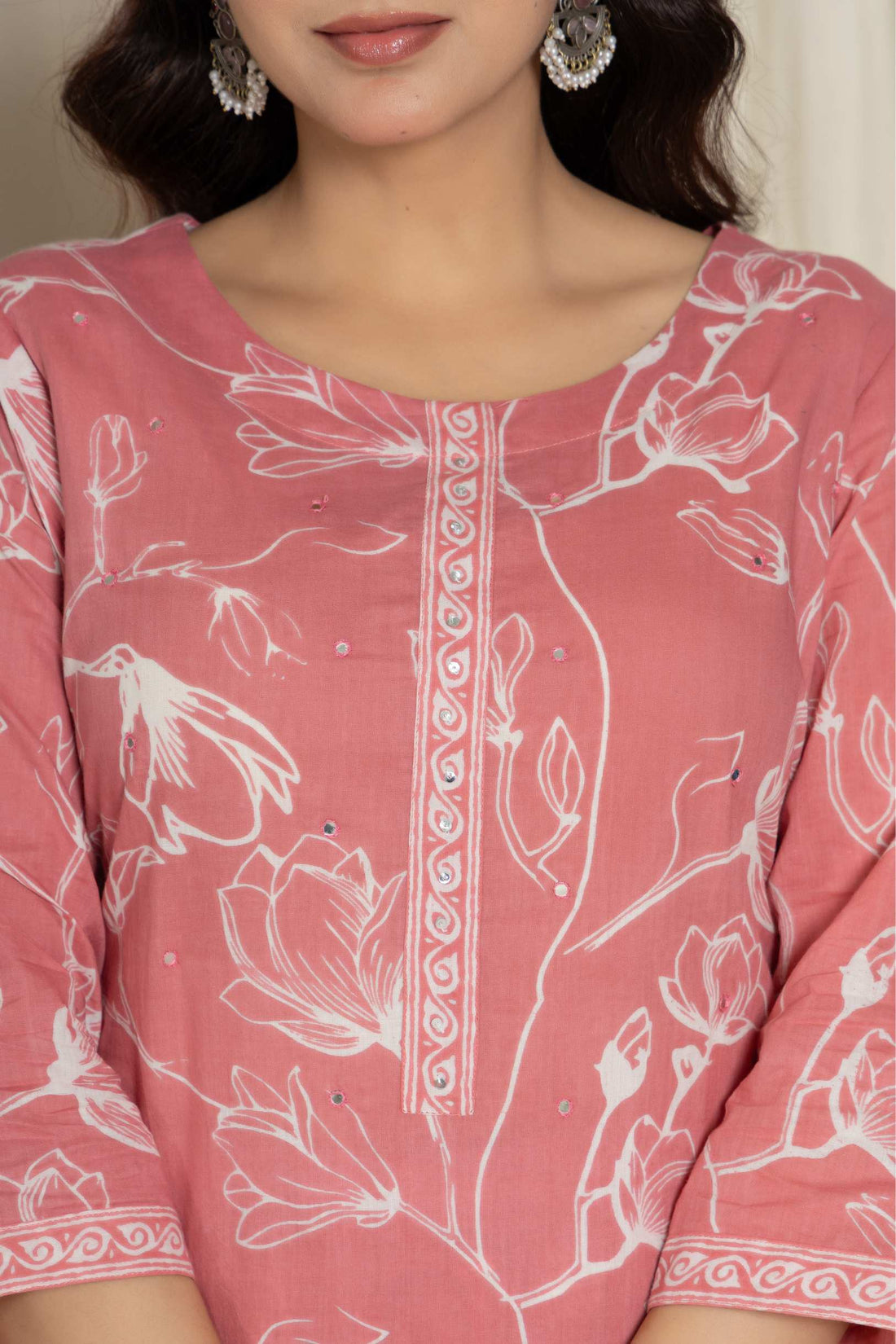 Elegant Pink Floral Cotton Suit Set - Kurti, Pant & Dupatta